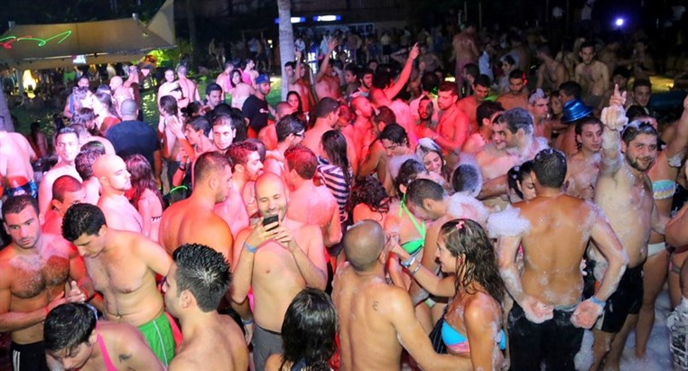 Lebanon Largest FOAM Party 3 (2)